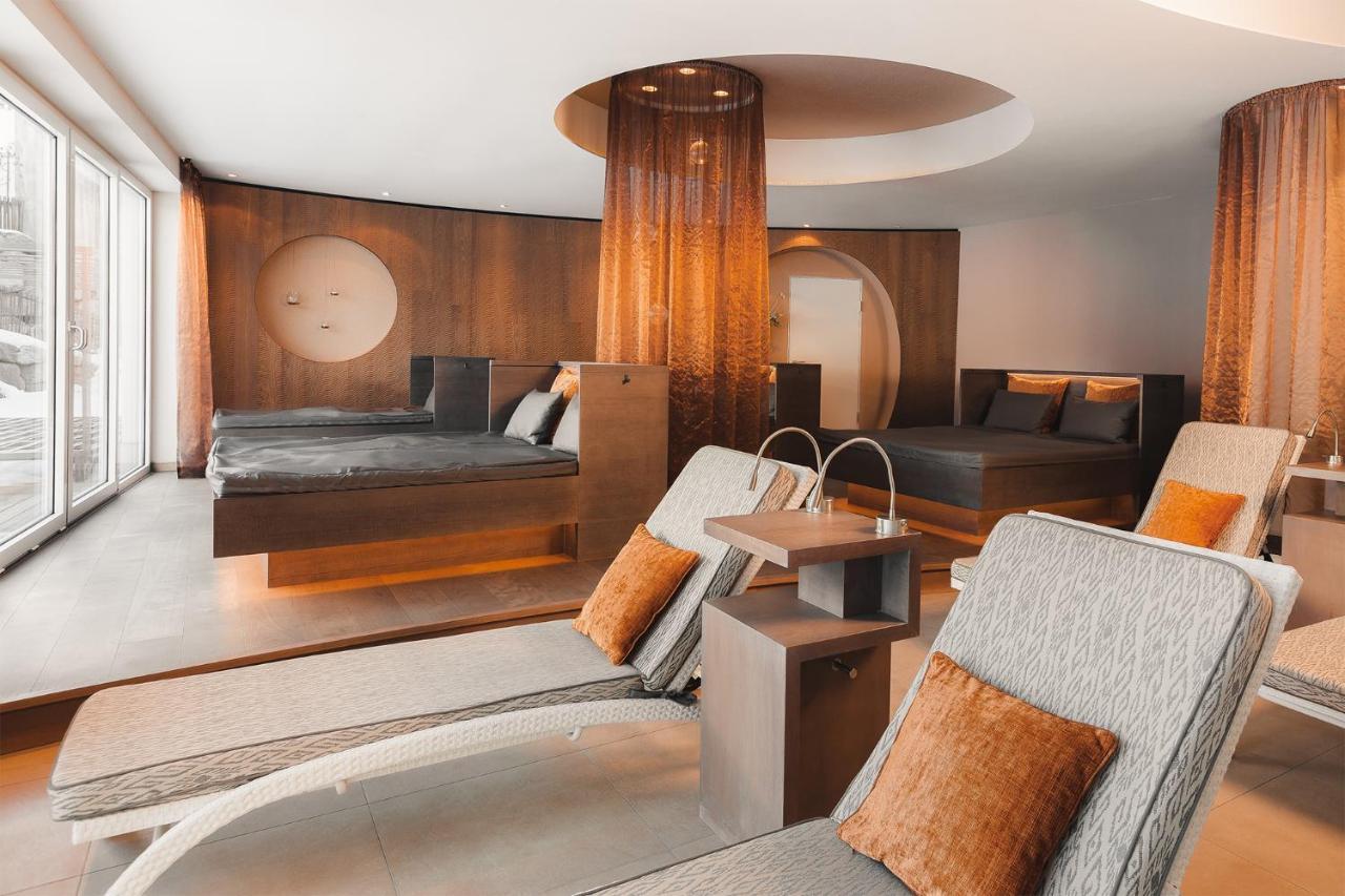 Hotel Fisserhof Bagian luar foto